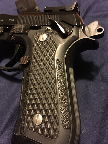 My Beretta 92X unique grips